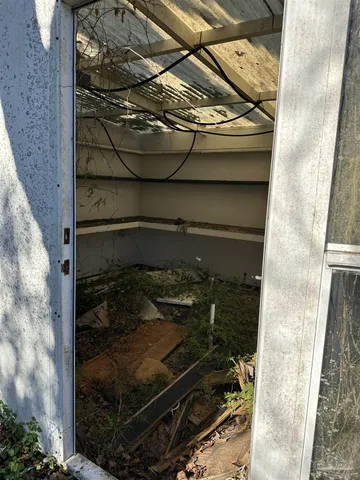 $325,000 | 8300 Gulf Beach Highway, Pensacola, FL 32507