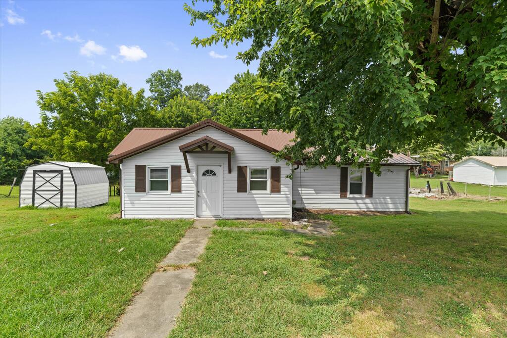 345 Sandcut Road Madisonville, KY 42431 - Photo 1 of 22 Gallery Image 1