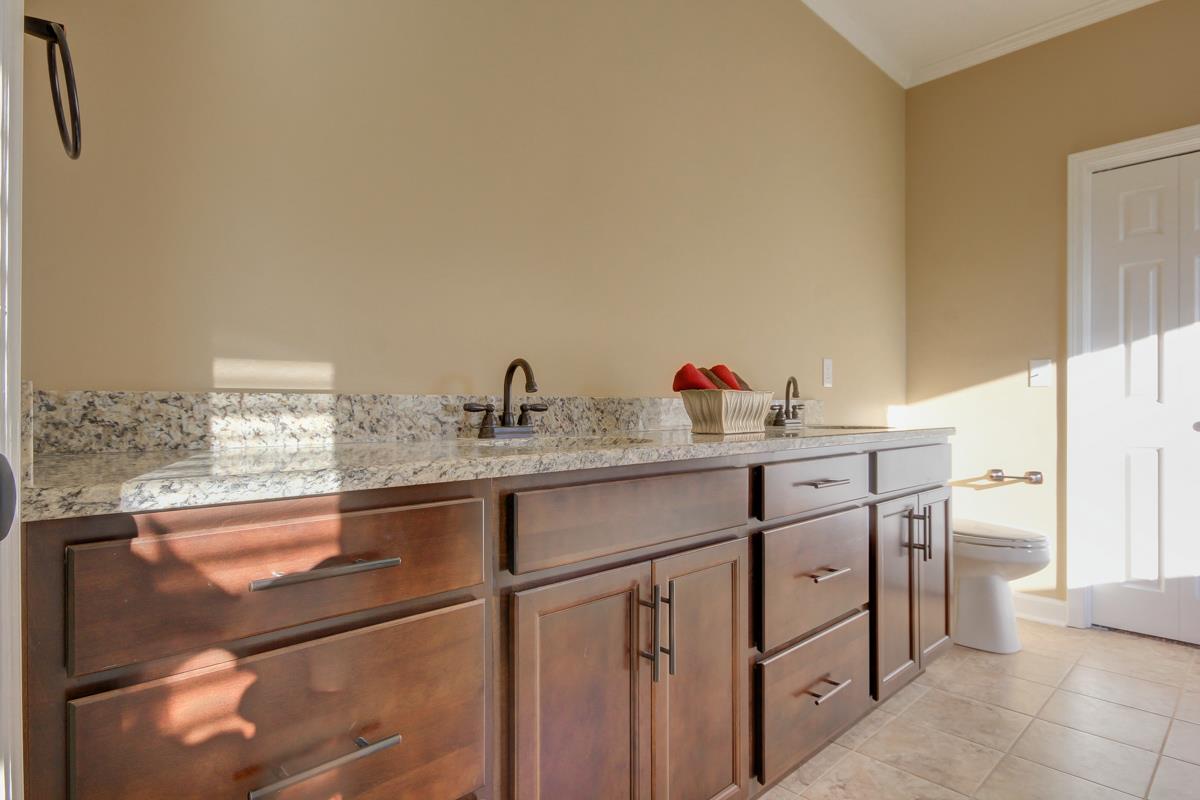 3440 East Rhett Butler Road Clarksville, TN 37042 - Photo 13 of 29 Gallery Image 13