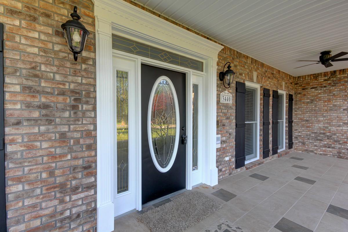 3440 East Rhett Butler Road Clarksville, TN 37042 - Photo 2 of 29 Gallery Image 2