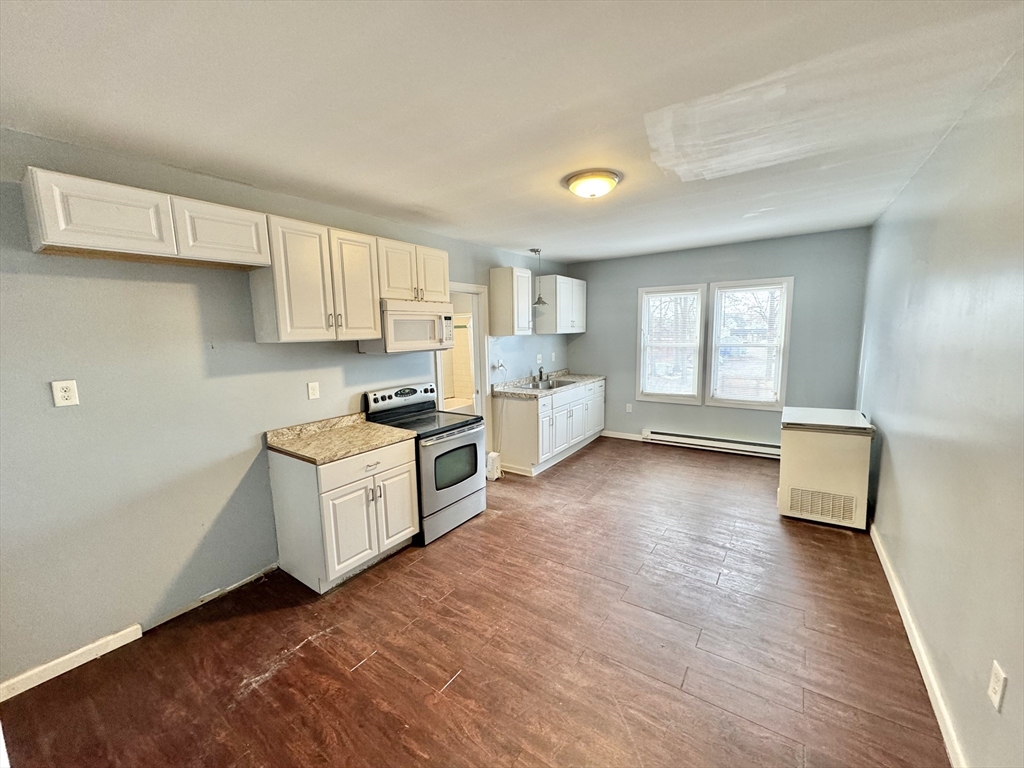 19 Reed Avenue Chicopee, MA 01020 - Photo 12 of 32 Gallery Image 12