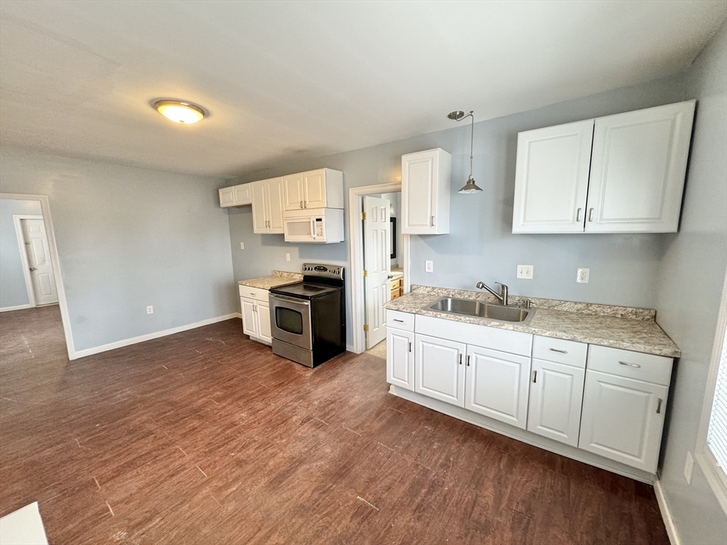 19 Reed Avenue Chicopee, MA 01020 - Photo 13 of 32 Gallery Image 13