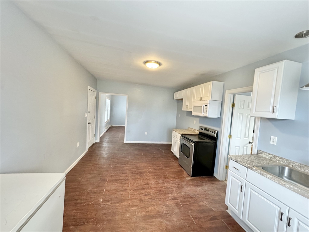 19 Reed Avenue Chicopee, MA 01020 - Photo 14 of 32 Gallery Image 14