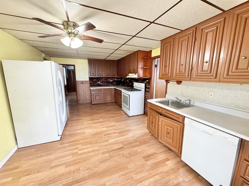 19 Reed Avenue Chicopee, MA 01020 - Photo 26 of 32 Gallery Image 26