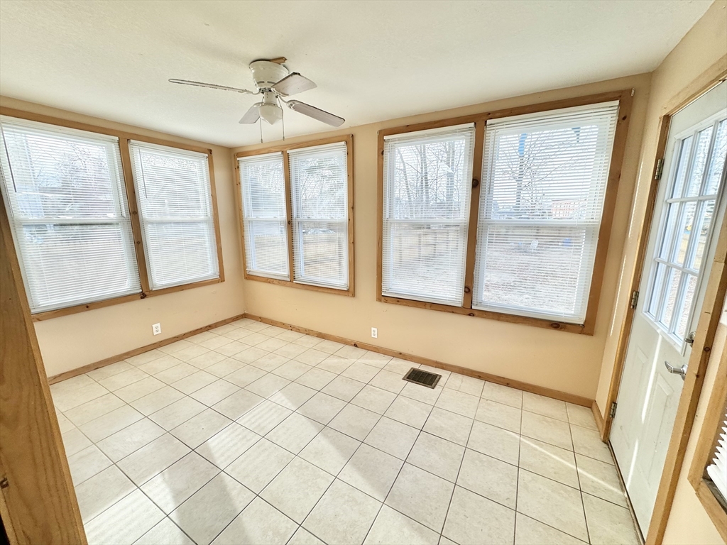 19 Reed Avenue Chicopee, MA 01020 - Photo 30 of 32 Gallery Image 30