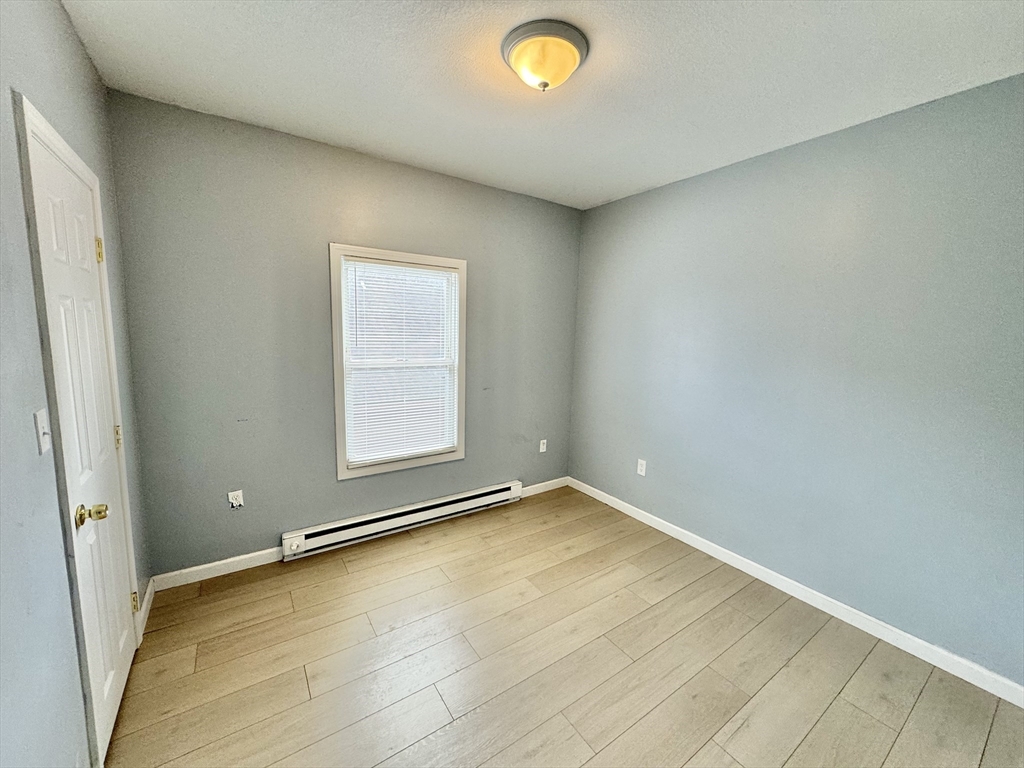 19 Reed Avenue Chicopee, MA 01020 - Photo 10 of 32 Gallery Image 10