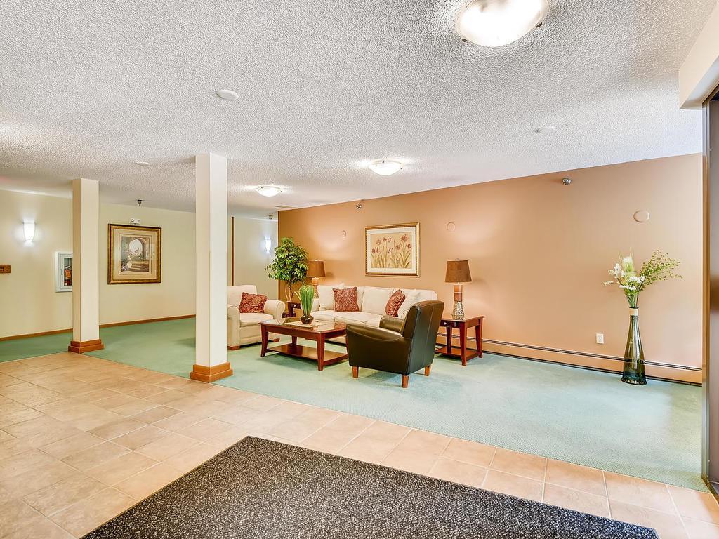 6085 Rowland Road, Unit 103 Minnetonka, MN 55343 - Photo 5 of 6 Gallery Image 5