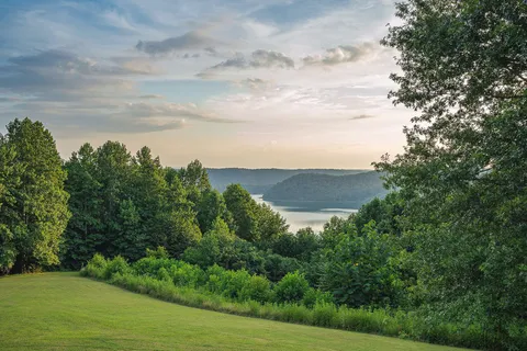 $949,900 | 11720 Fox Hill Road, Baxter, TN 38544