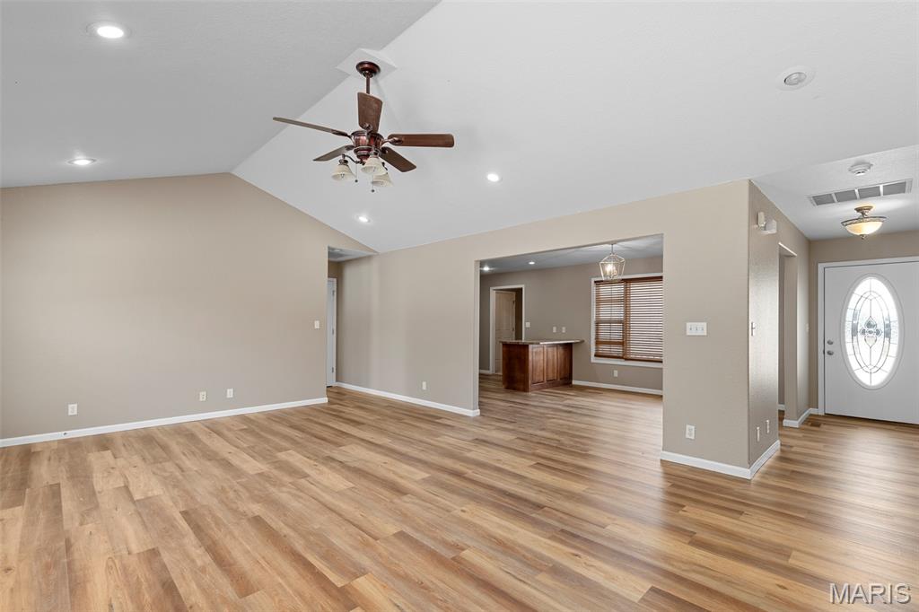 230 Sweet Valley Circle Crocker, MO 65452 - Photo 3 of 35