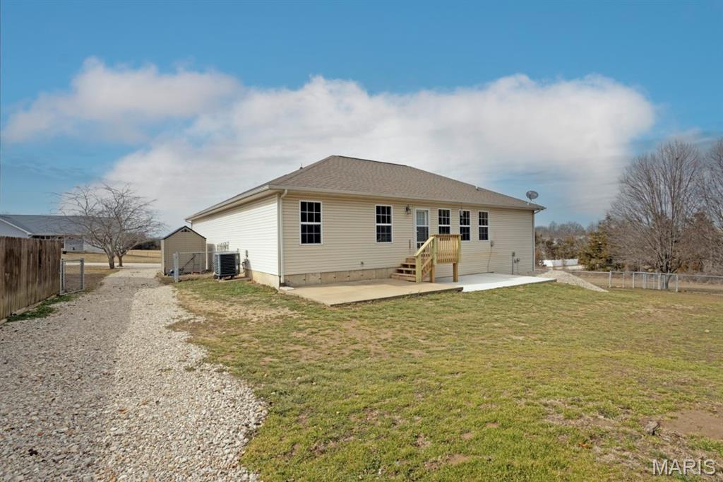 230 Sweet Valley Circle Crocker, MO 65452 - Photo 36 of 38