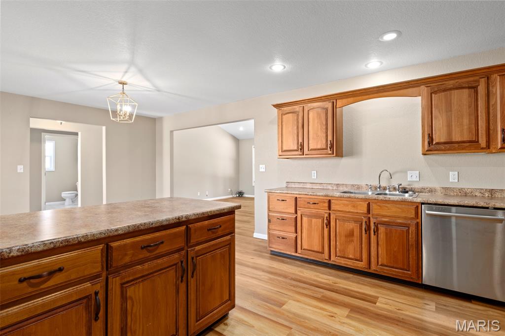 230 Sweet Valley Circle Crocker, MO 65452 - Photo 7 of 35