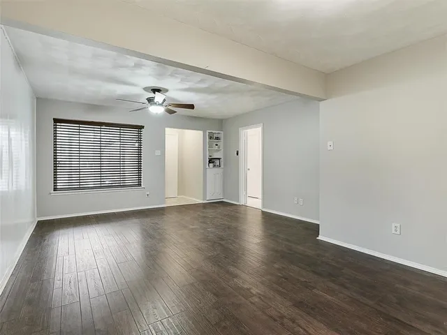 $1,995 | 7022 Kingsbury Drive, Dallas, TX 75231