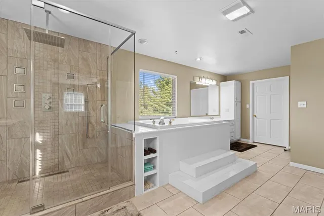 $574,900 | 334 Spring Lake Road, Millstadt, IL 62260