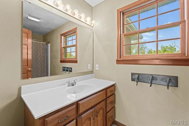 $574,900 | 334 Spring Lake Road, Millstadt, IL 62260