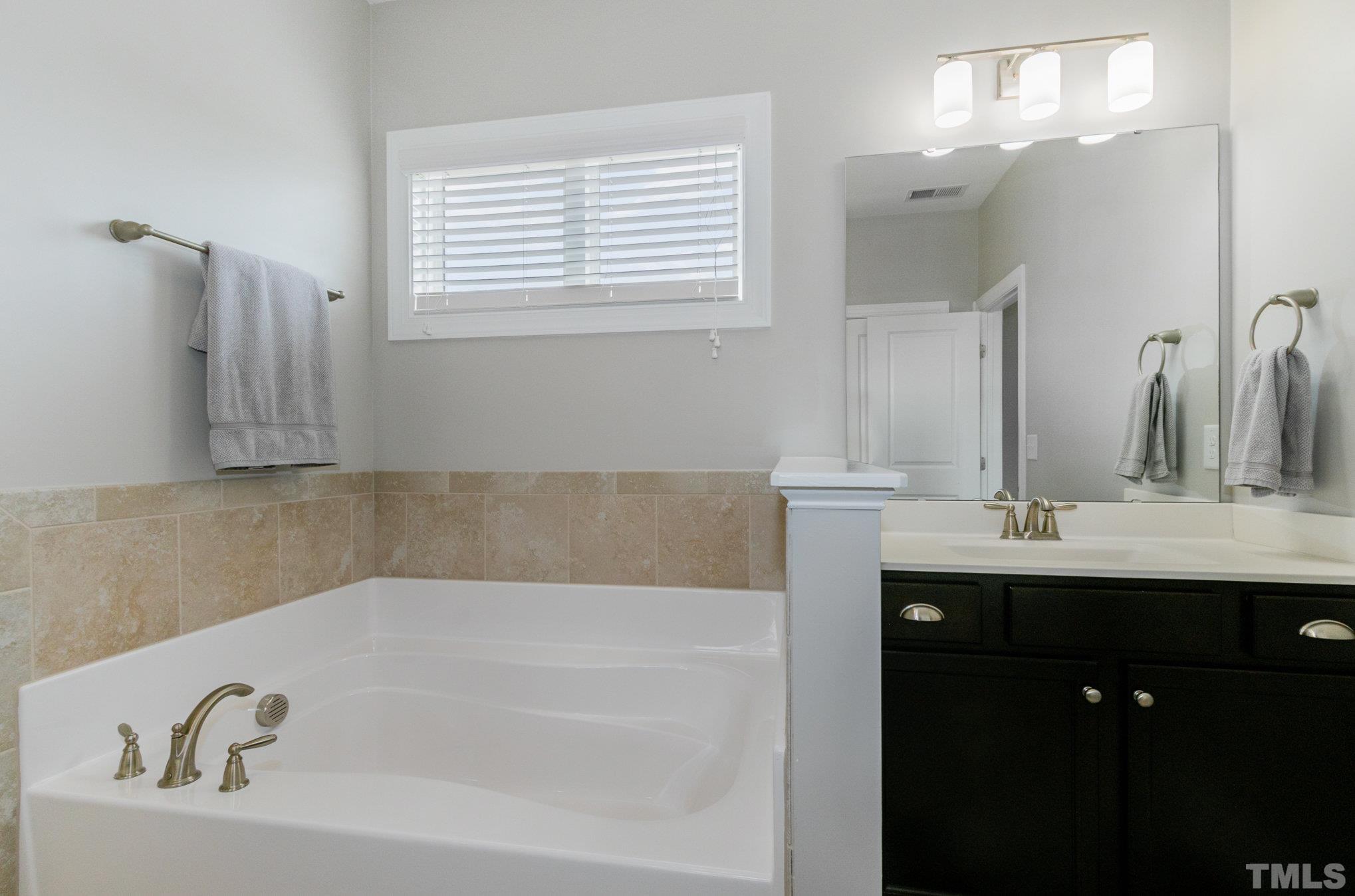 428 Seabring Lane Raleigh, NC 27603 - Photo 22 of 40 Gallery Image 22