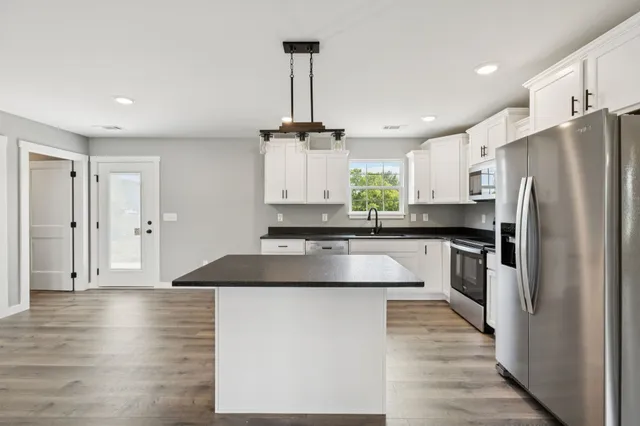 $386,900 | 134 Alice Preston Loop, Gordonsville, TN 38563