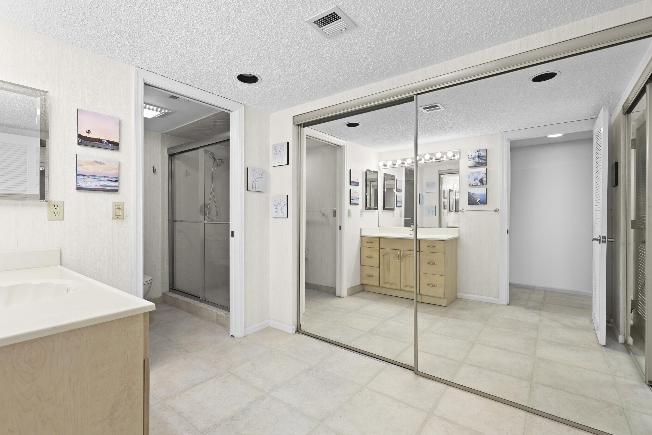 5172 Southeast Club Way, Unit 207 Stuart, FL 34997 - Photo 24 of 87 27_0o1a0155