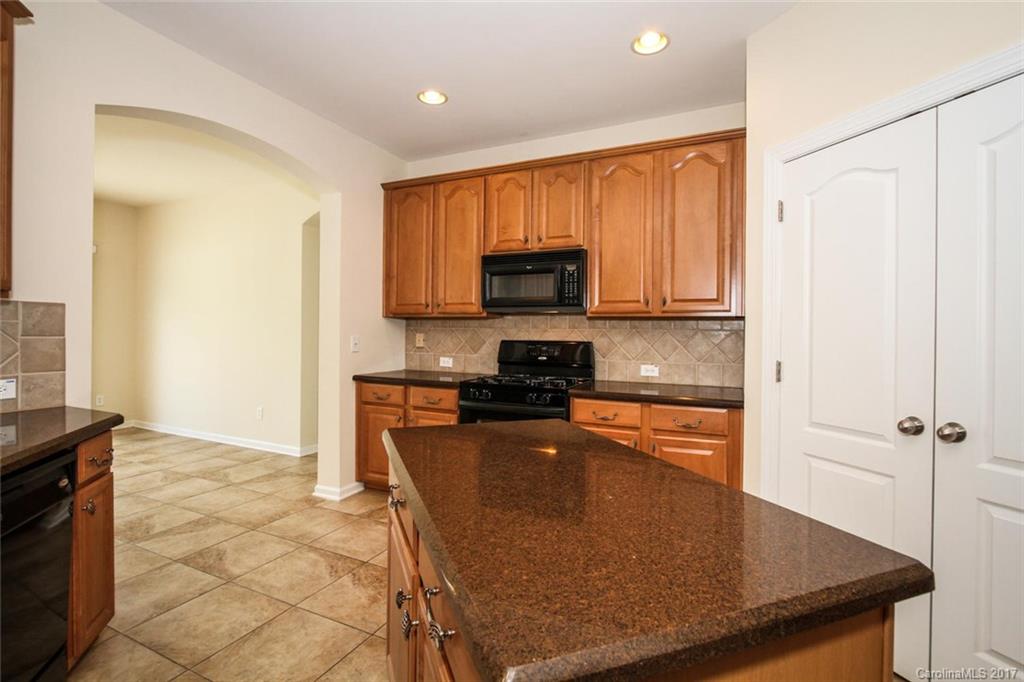 5019 Peco Road Charlotte, NC 28277 - Photo 9 of 24