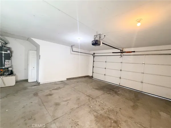 $2,150 | 215 North Spruce Avenue, Rialto, CA 92376