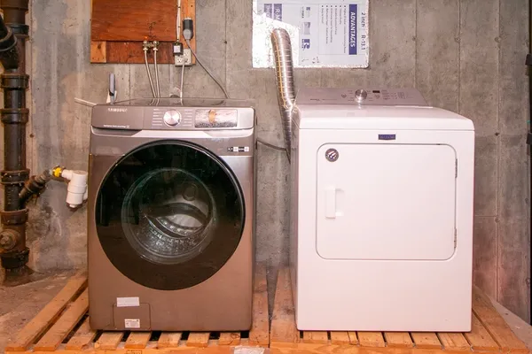 $4,250 | 75 Tower Avenue, Weymouth, MA 02190