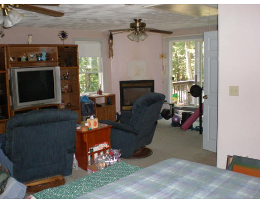 11 Pasho Road Billerica, MA 01821 - Photo 15 of 19 Gallery Image 15