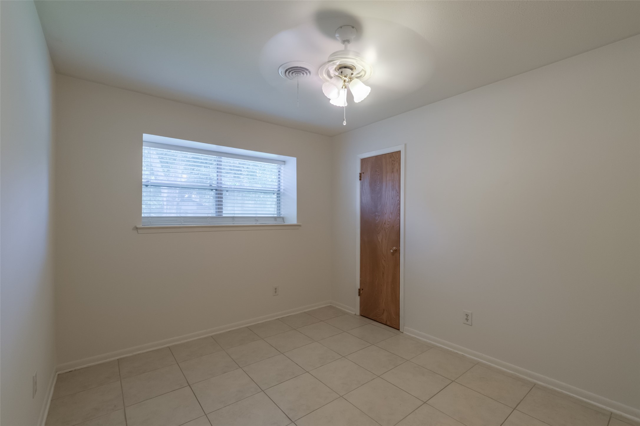 7614 Grape Street Houston, TX 77074 - Photo 14 of 18