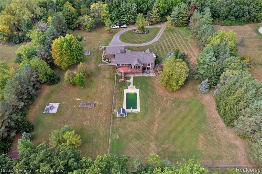 2711 South Elba Road Lapeer, MI 48446 - Photo 2 of 45