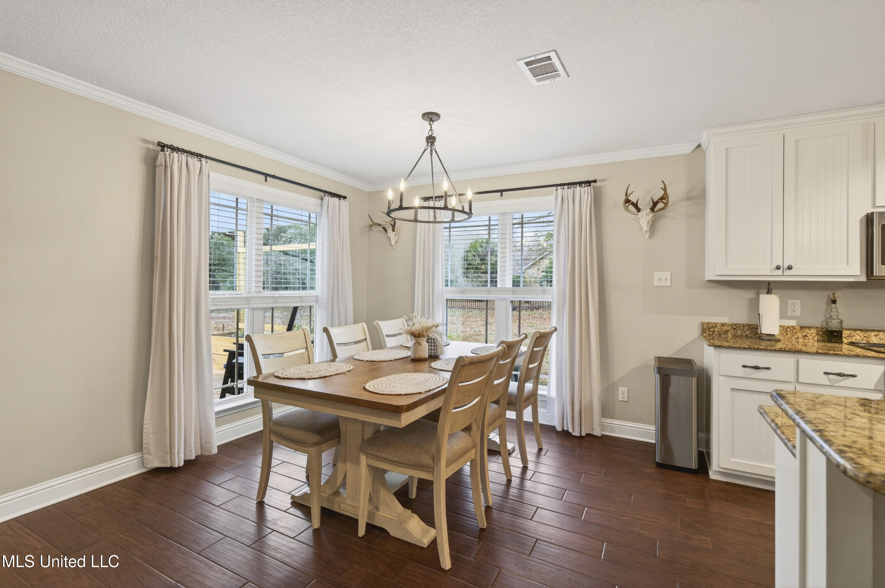 14171 Jim Byrd Road Biloxi, MS 39532 - Photo 13 of 47 14171JimByrdRd-9