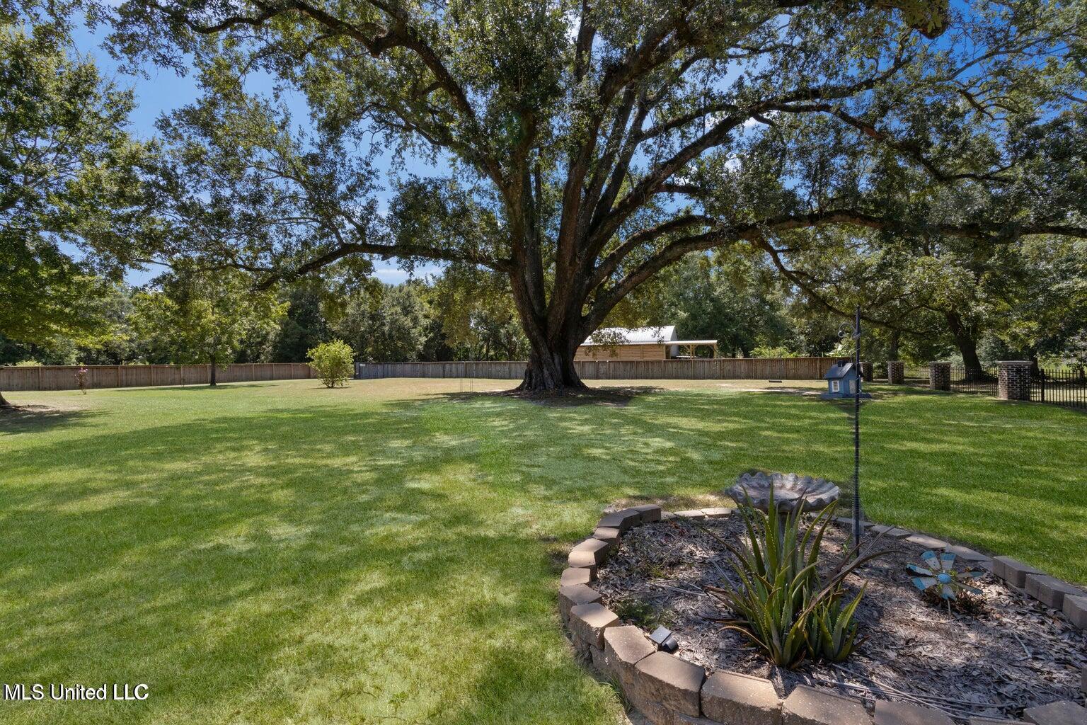 14171 Jim Byrd Road Biloxi, MS 39532 - Photo 3 of 47 20230816010223950091000000-o