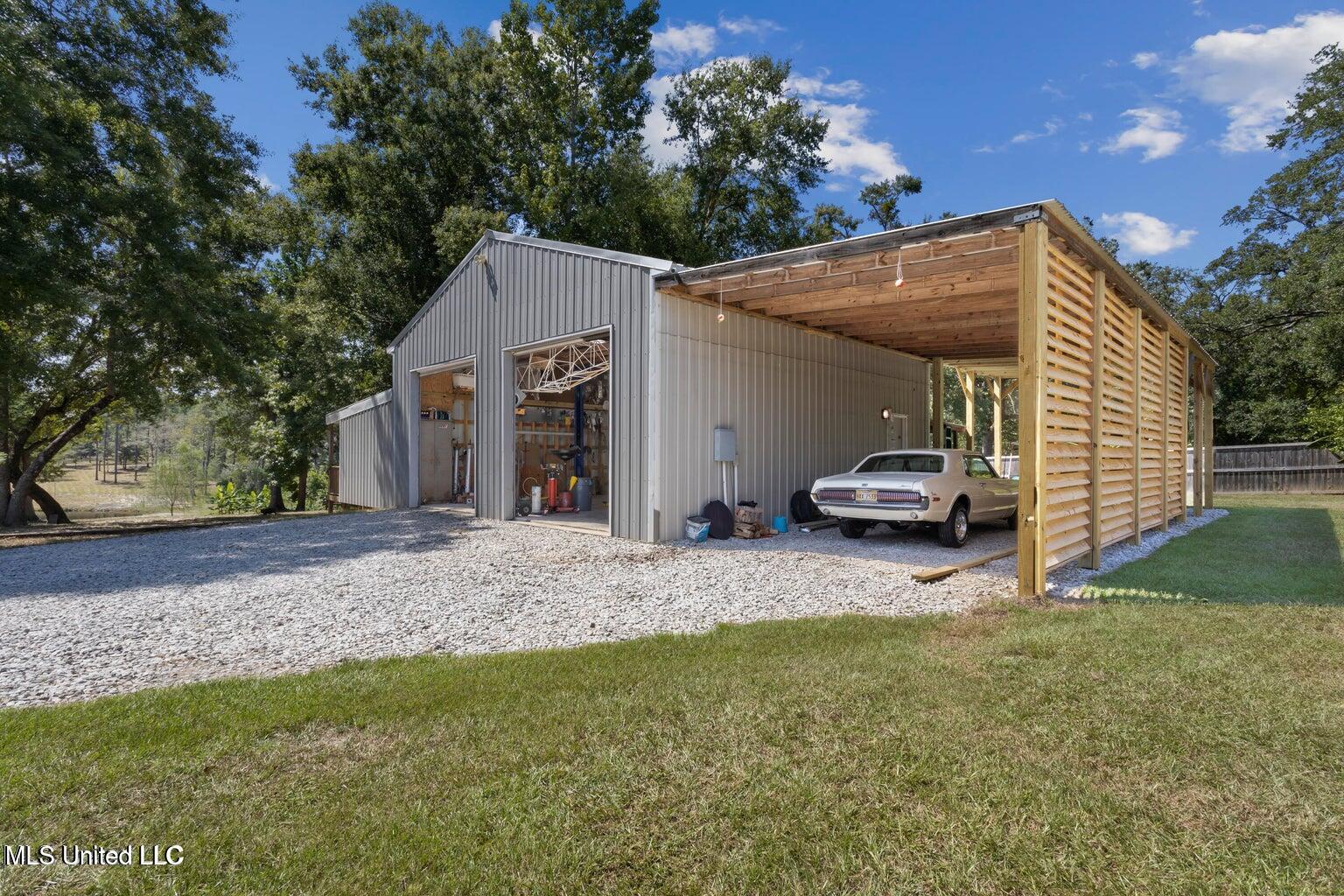 14171 Jim Byrd Road Biloxi, MS 39532 - Photo 32 of 47 20230816010256339532000000-o