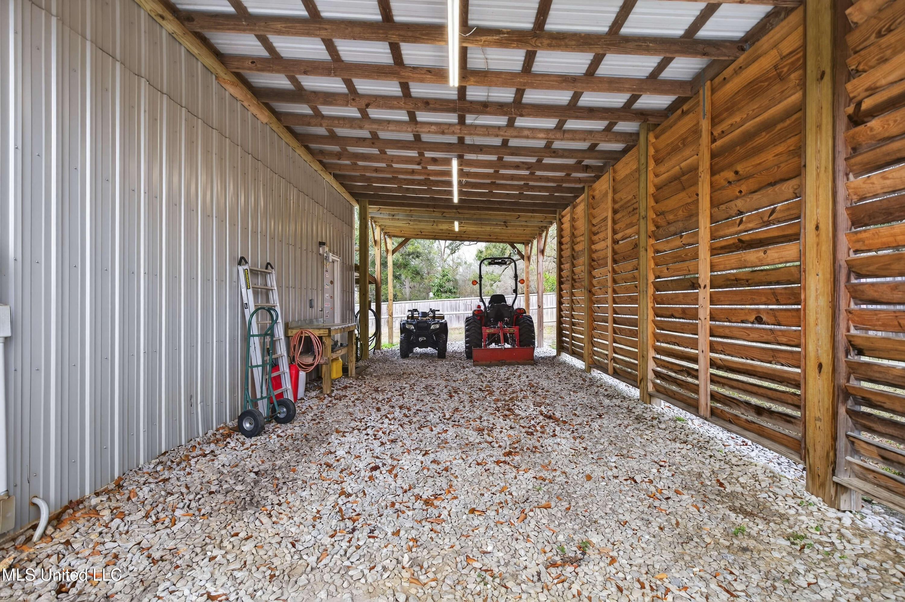 14171 Jim Byrd Road Biloxi, MS 39532 - Photo 39 of 47 14171JimByrdRd-32