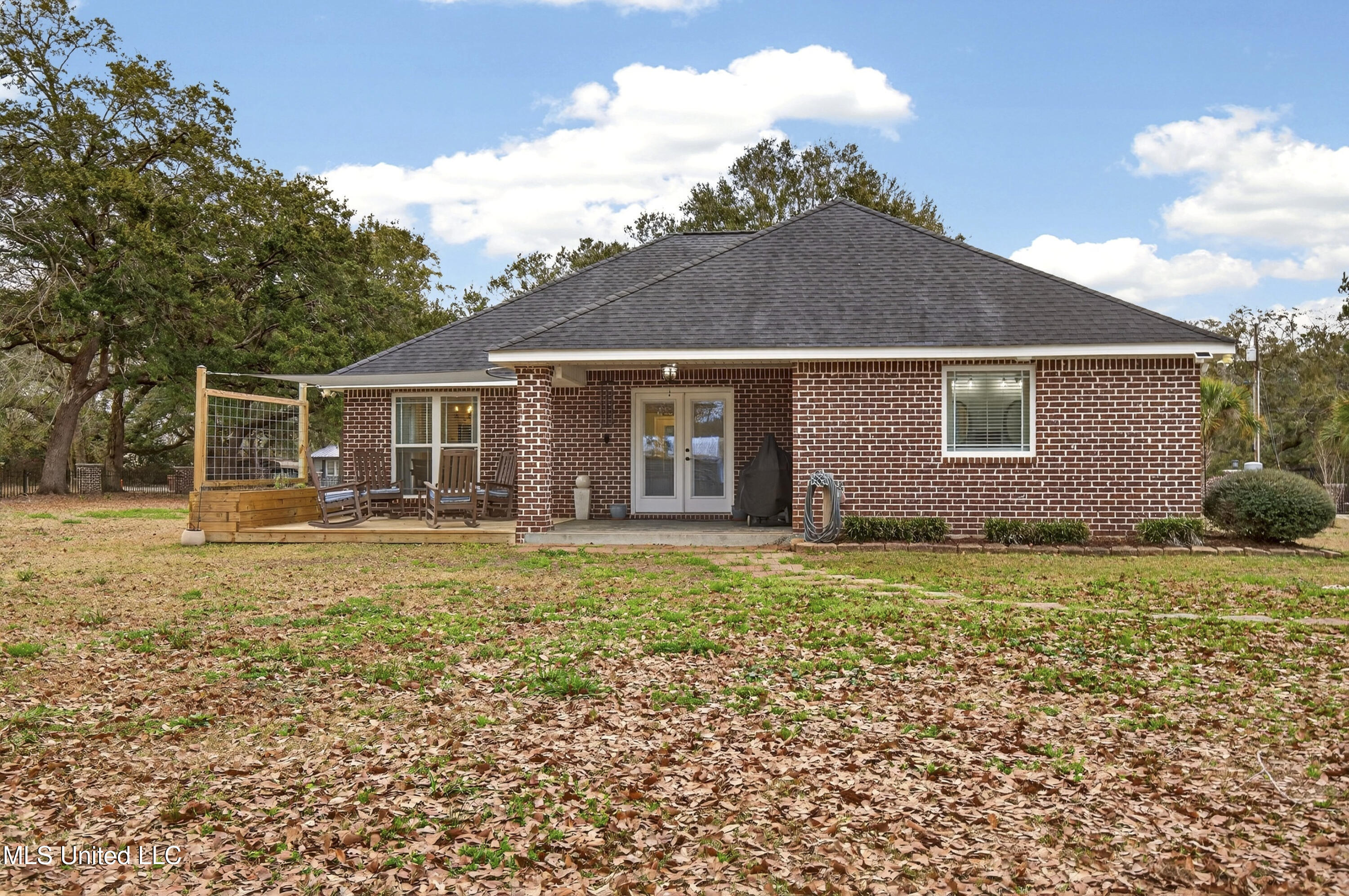 14171 Jim Byrd Road Biloxi, MS 39532 - Photo 5 of 47 14171JimByrdRd-46