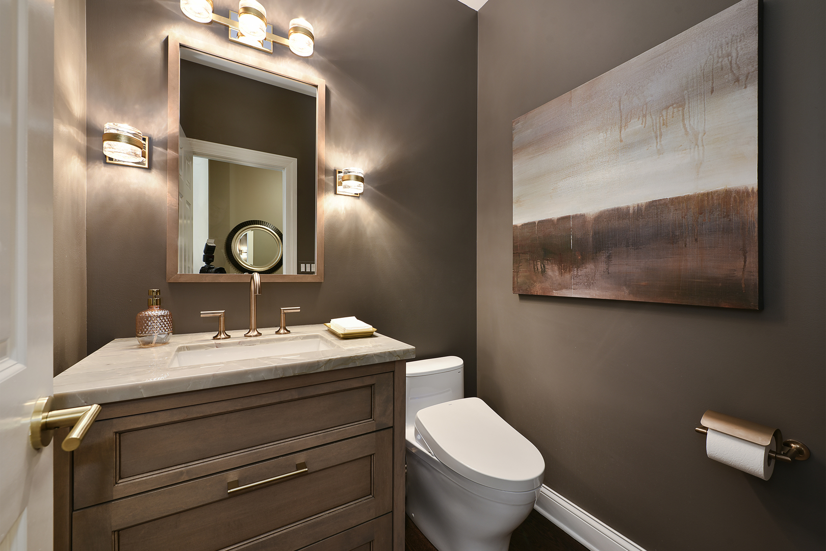 500 Stone Canyon Circle Inverness, IL 60010 - Photo 15 of 33 a bathroom with a toilet sink and mirror