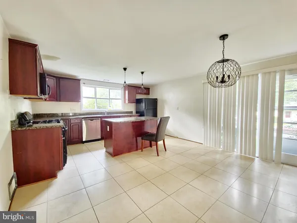 $3,050 | 8 Gruenther Court, Rockville, MD 20851