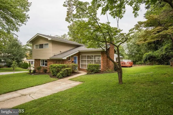 $3,050 | 8 Gruenther Court, Rockville, MD 20851