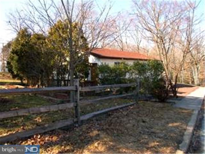 277 Berlin Road Clementon, NJ 08021 - Photo 4 of 15