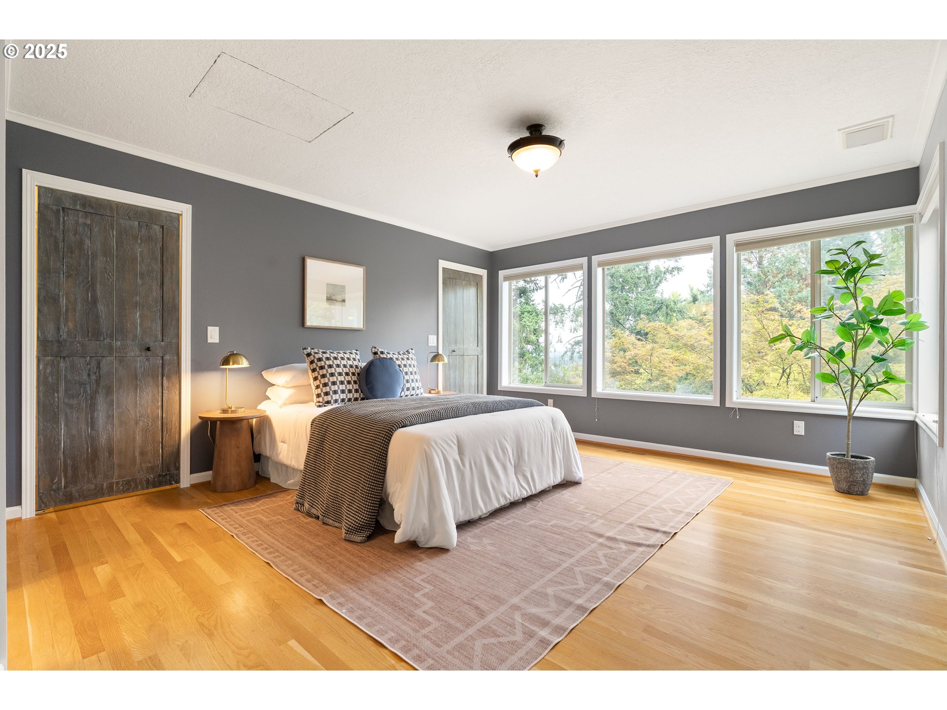 6413 Southwest Brugger Street Portland, OR 97219 - Photo 15 of 48 Gallery Image 15