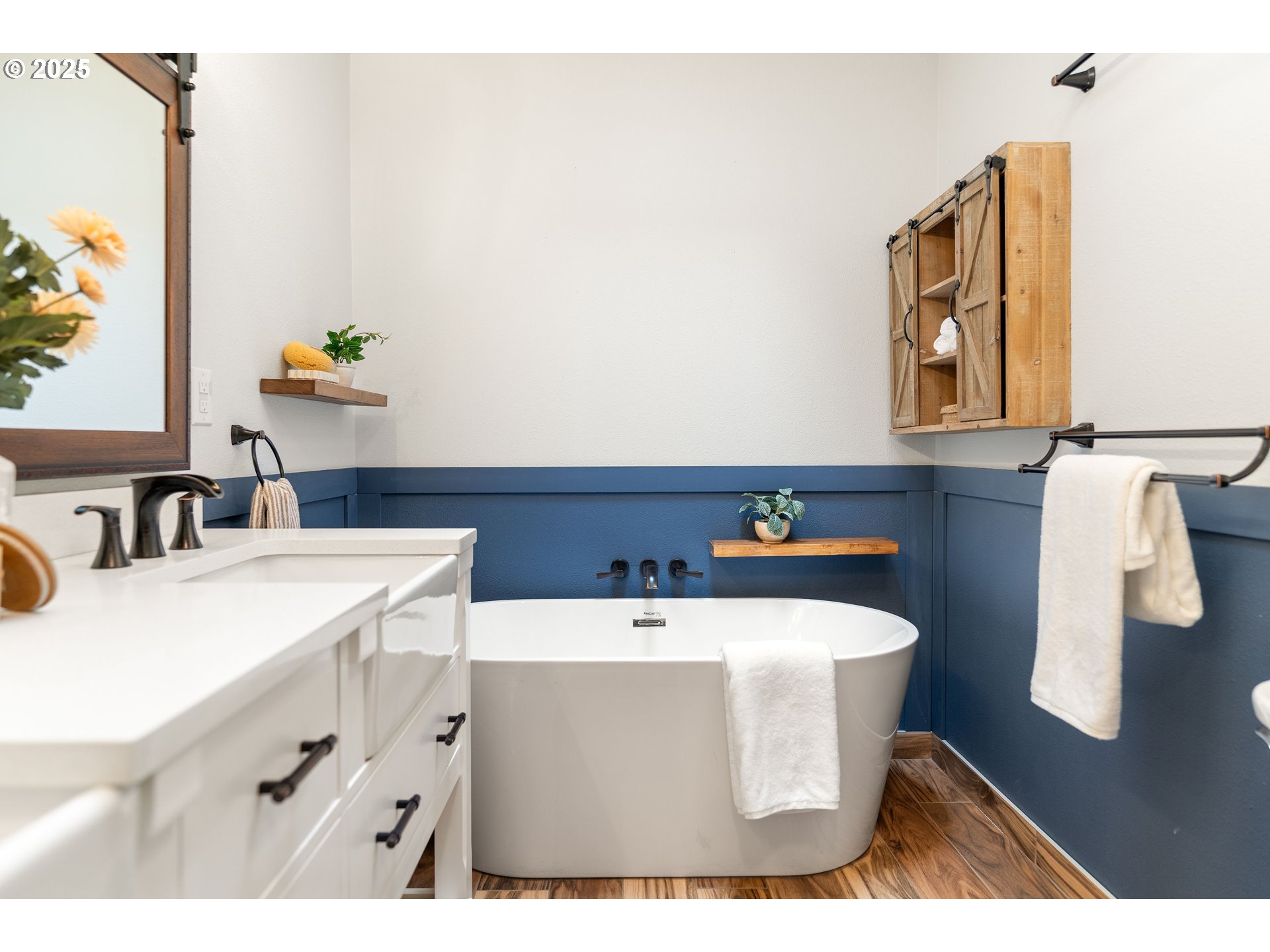 6413 Southwest Brugger Street Portland, OR 97219 - Photo 18 of 48 Gallery Image 18