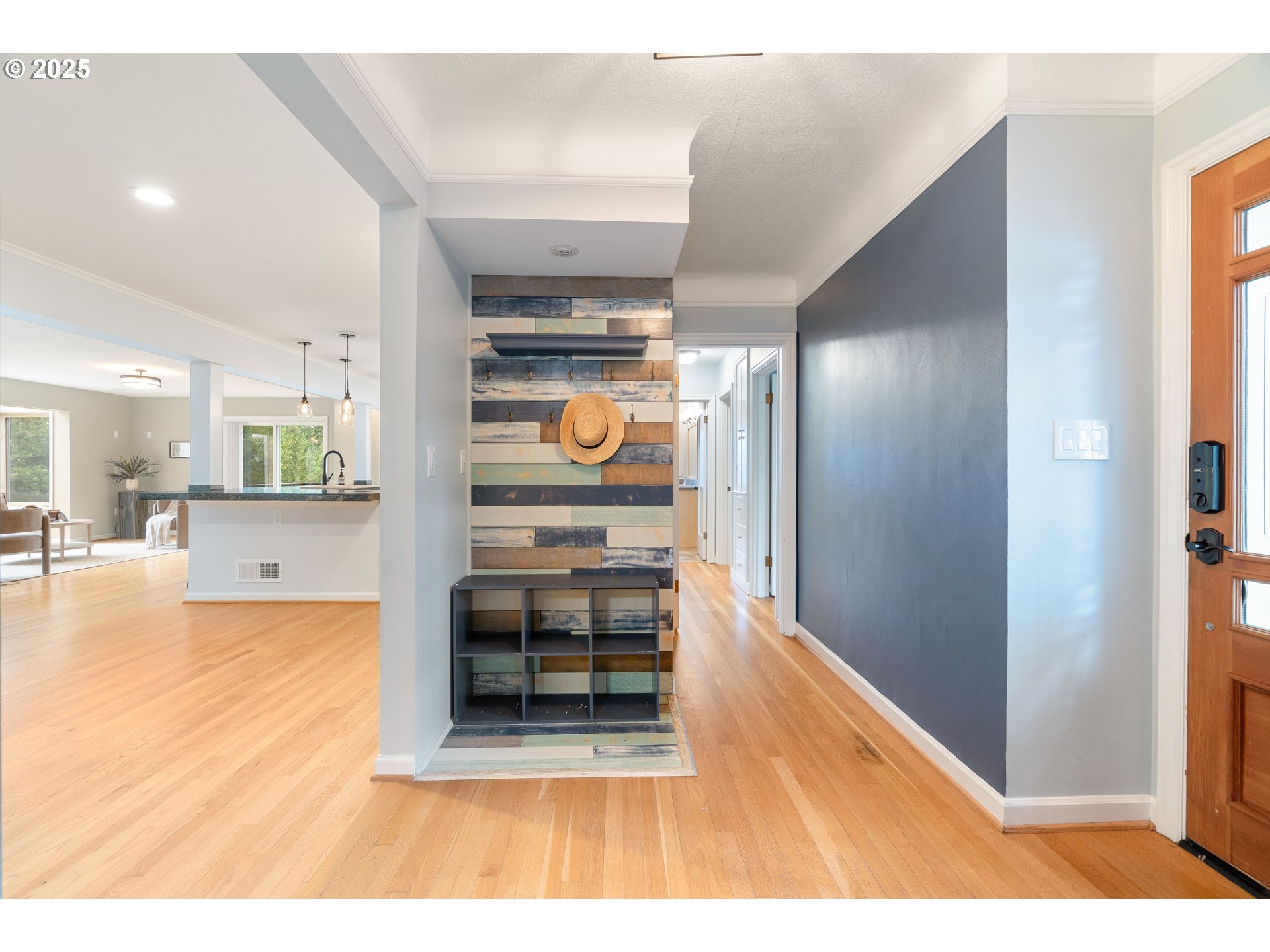 6413 Southwest Brugger Street Portland, OR 97219 - Photo 20 of 48 Gallery Image 20