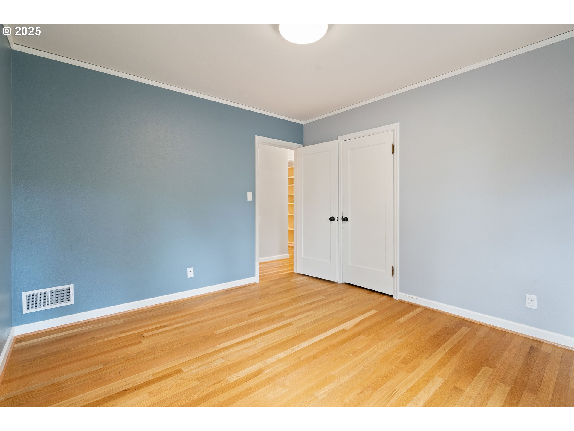 6413 Southwest Brugger Street Portland, OR 97219 - Photo 22 of 48 Gallery Image 22