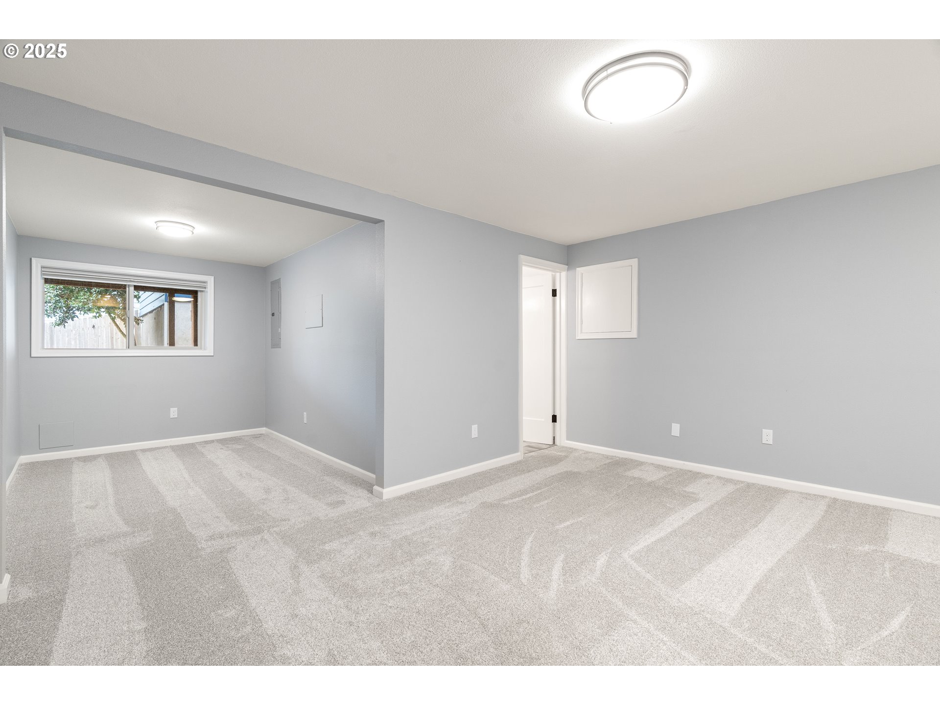 6413 Southwest Brugger Street Portland, OR 97219 - Photo 33 of 48 Gallery Image 33