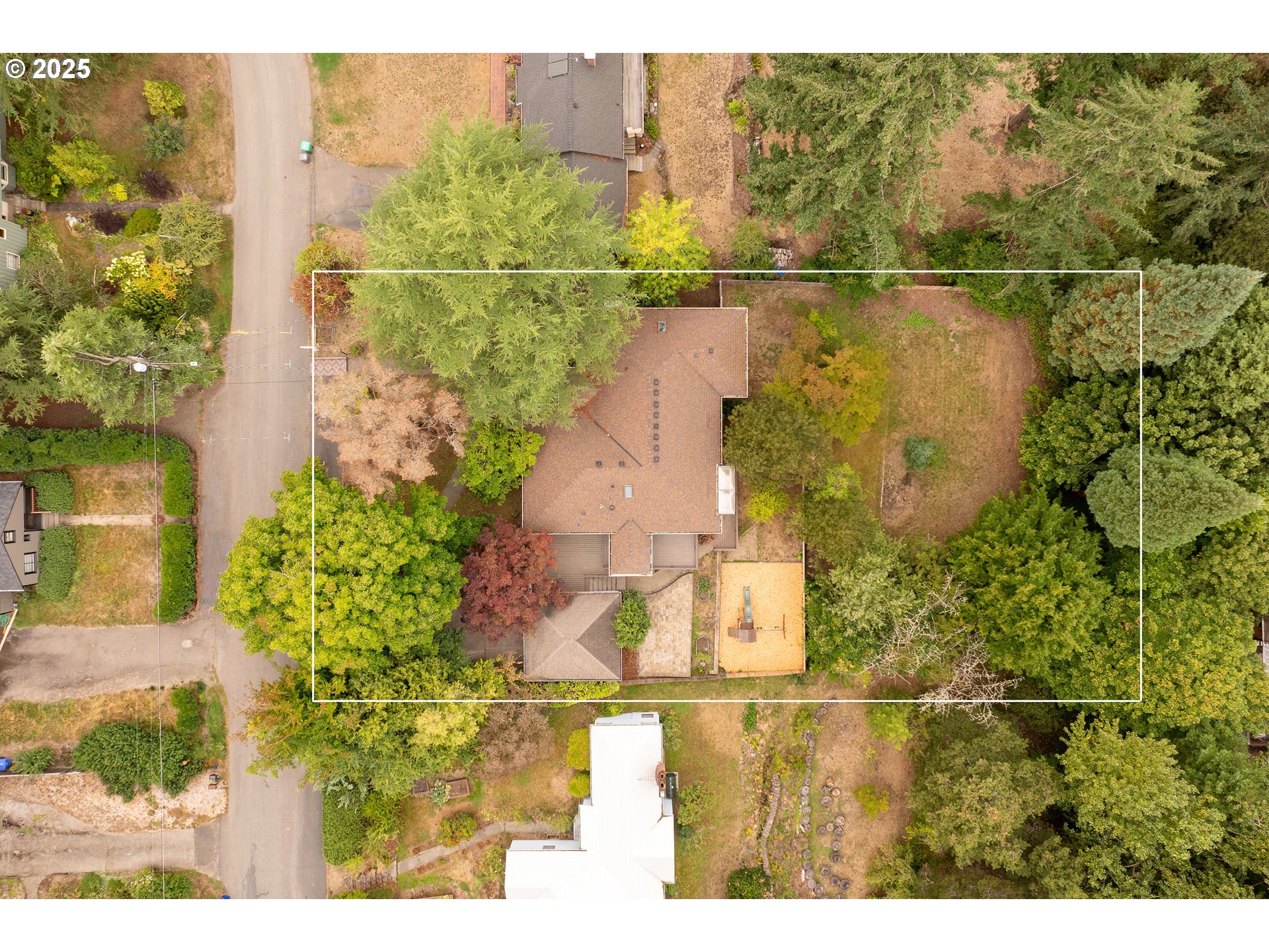 6413 Southwest Brugger Street Portland, OR 97219 - Photo 46 of 48 Gallery Image 46