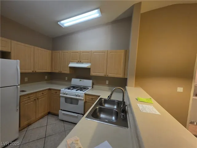 $1,450 | 9338 Square Dance Place, Unit 101, Las Vegas, NV 89178