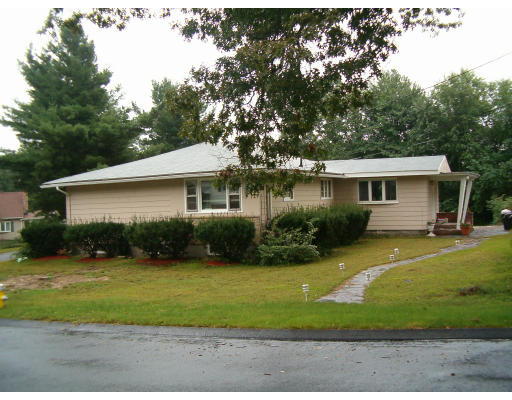 14 Pilgrim Road Lawrence, MA 01843 - Photo 6 of 9 Gallery Image 6