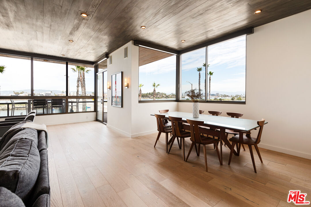 6209 Pacific Avenue, Unit 201 Playa del Rey, CA 90293 - Photo 14 of 48