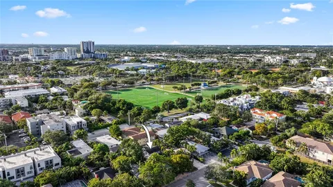 $1,425,000 | 625 Northeast 15th Avenue, Fort Lauderdale, FL 33304