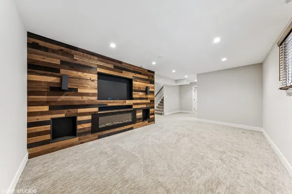 $4,800 | 3125 South Giles Avenue, Unit 3125, Chicago, IL 60616