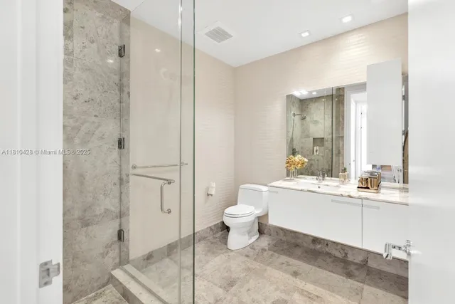 $15,900,000 | 9701 Collins Avenue, Unit 2403S, Bal Harbour, FL 33154