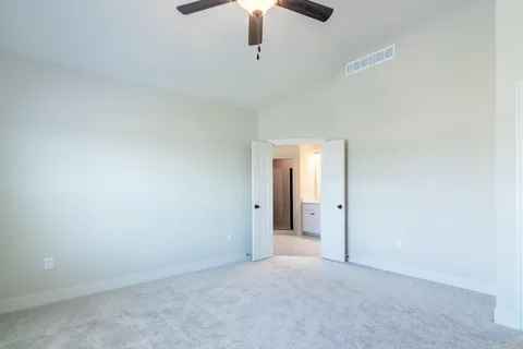 $419,950 | 16721 Pinehurst Drive, Basehor, KS 66007