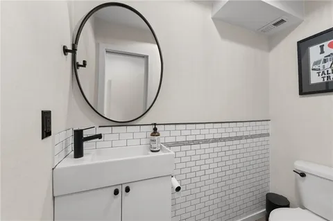 $725,000 | 2445 Tracy Avenue, Kansas City, MO 64108